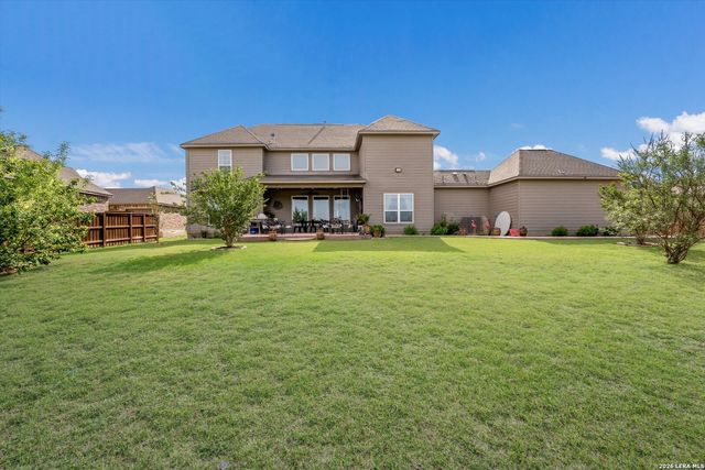 196 TEXAS BND, Castroville, TX 78009