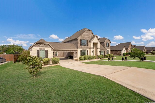 196 TEXAS BND, Castroville, TX 78009