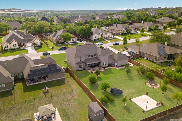 196 TEXAS BND, Castroville, TX 78009