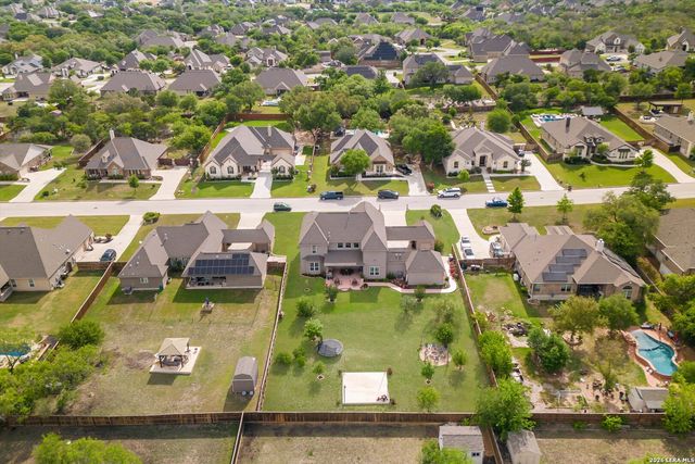 196 TEXAS BND, Castroville, TX 78009