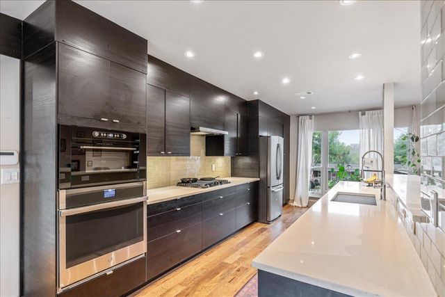 6203 Hylawn DR, Austin, TX 78723