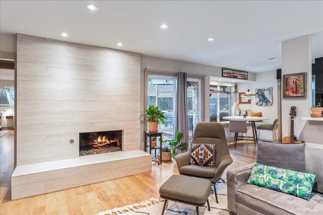 6203 Hylawn DR, Austin, TX 78723