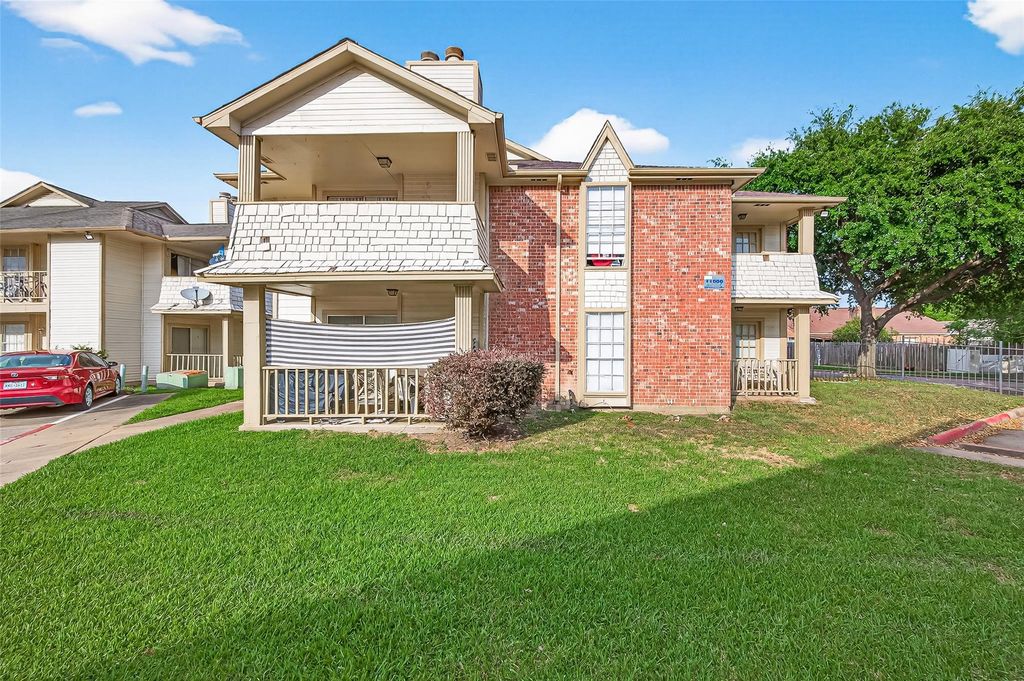 11500 Meadow Lane 4, Houston, TX 77477