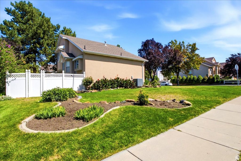 7712 S 520 E, Midvale, UT 84047 — photo 4