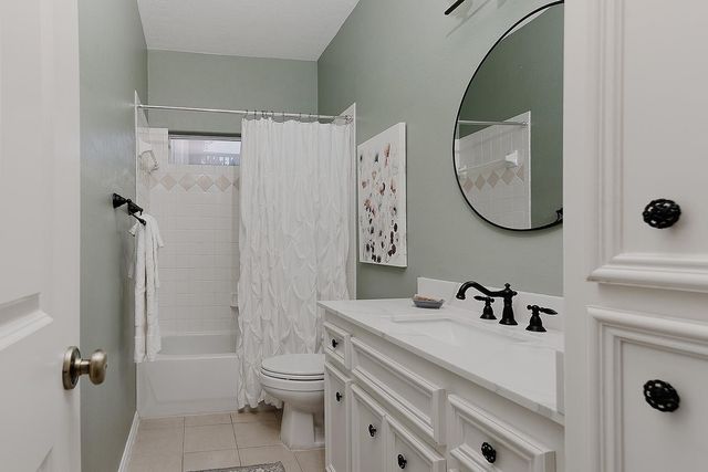 642 Durham Drive, Conroe, TX 77302