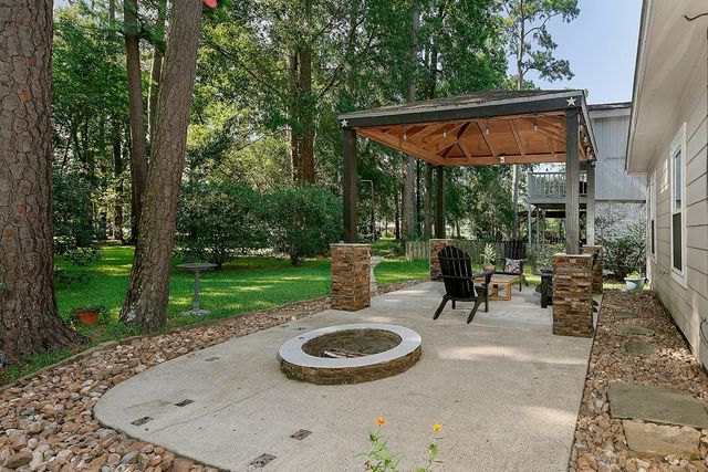 642 Durham Drive, Conroe, TX 77302