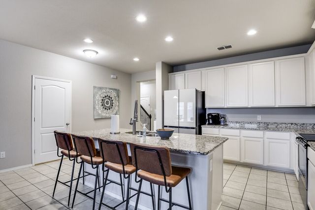 216 Bay, Waxahachie, TX 75165