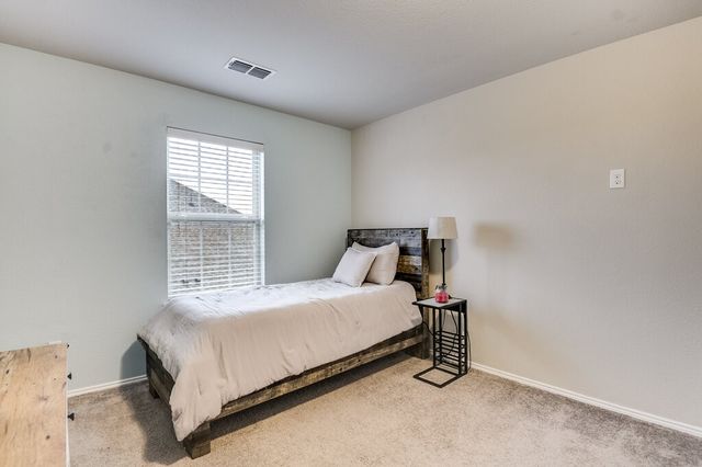 216 Bay, Waxahachie, TX 75165