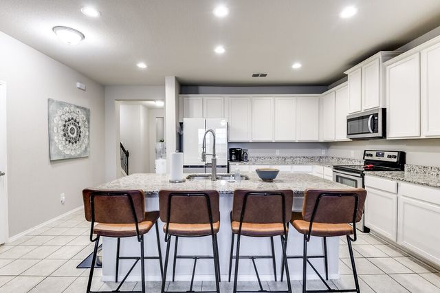 216 Bay, Waxahachie, TX 75165