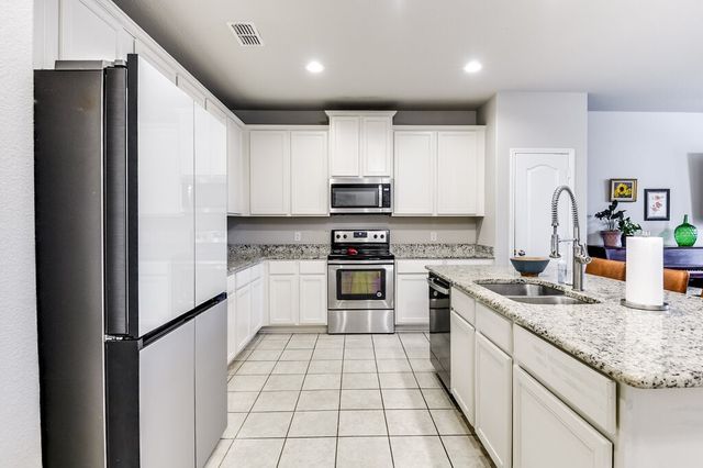 216 Bay, Waxahachie, TX 75165