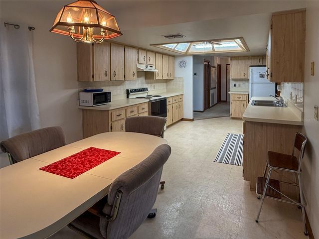 6681 CR 665, Bushnell, FL 33513