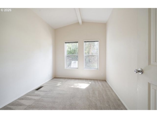 4802 Se 133RD Dr, Portland, OR 97236