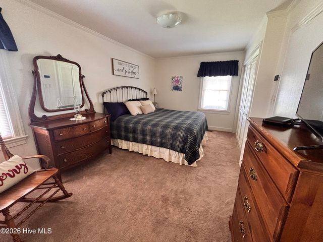 612 Blaney Street, Clinton, NC 28328