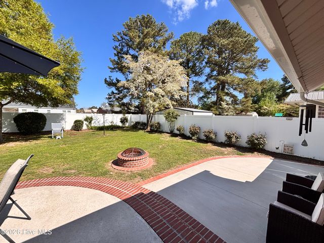 612 Blaney Street, Clinton, NC 28328