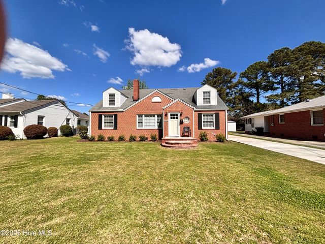 612 Blaney Street, Clinton, NC 28328