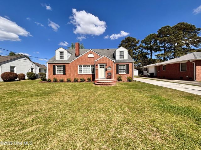 612 Blaney Street, Clinton, NC 28328