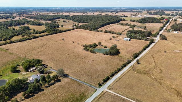 000 Poinsetta B, Billings, MO 65610