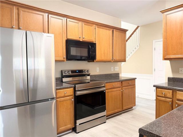 349 Creek Manor Way, Suwanee, GA 30024