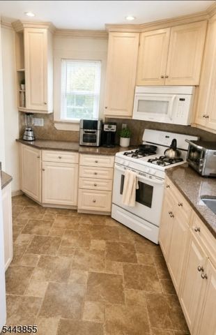 525 Eagle Rock Ave, West Orange Twp., NJ 07052