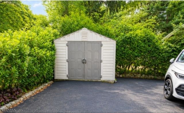 525 Eagle Rock Ave, West Orange Twp., NJ 07052