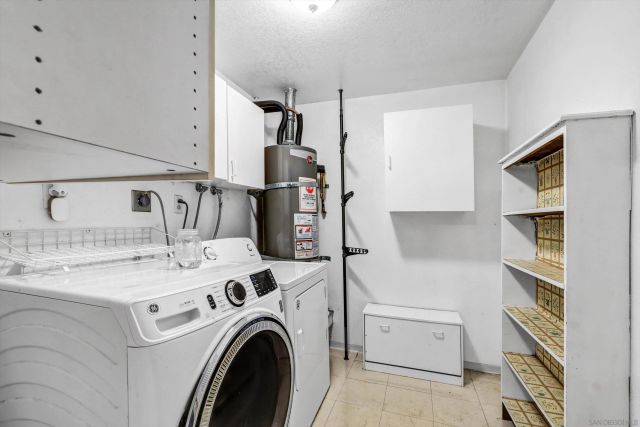 8529 Snow White Dr, El Cajon, CA 92021