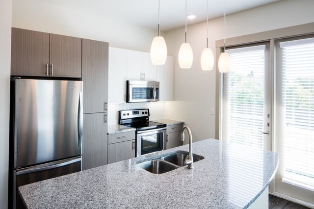 7518 Eastern Avenue 301, Dallas, TX 75209