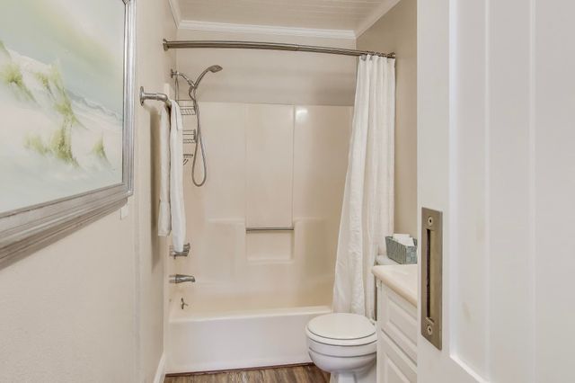 445 Gulf Shore Drive 201, Destin, FL 32541