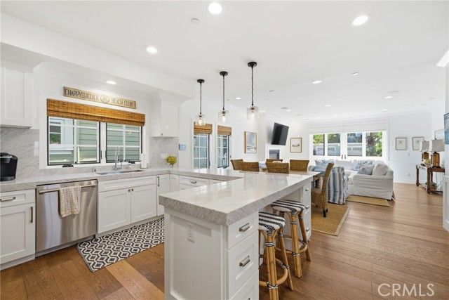 305 Montero, Newport Beach, CA 92661