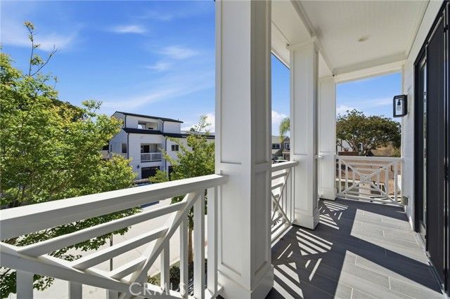 305 Montero, Newport Beach, CA 92661