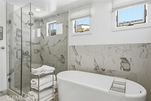 305 Montero, Newport Beach, CA 92661