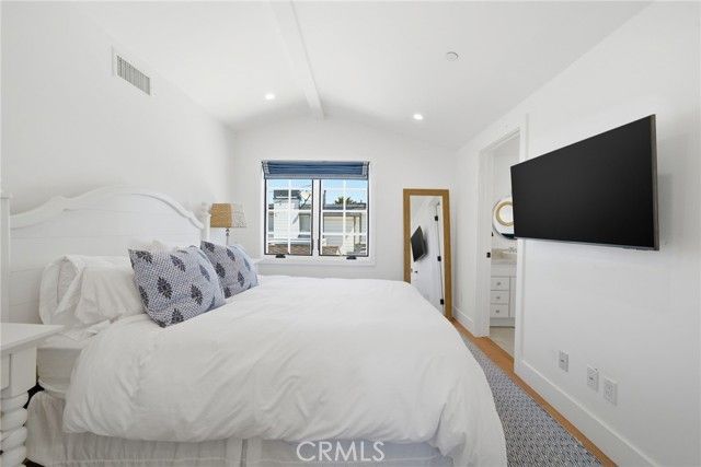305 Montero, Newport Beach, CA 92661