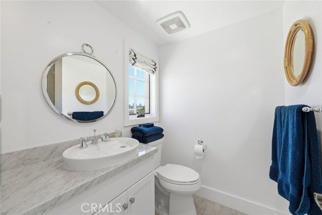 305 Montero, Newport Beach, CA 92661