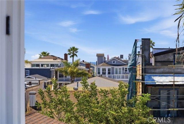 305 Montero, Newport Beach, CA 92661