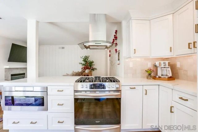 8581 Paseo Del Sol, Santee, CA 92071