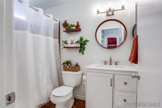 8581 Paseo Del Sol, Santee, CA 92071