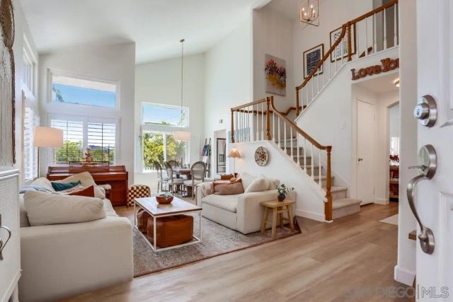 8581 Paseo Del Sol, Santee, CA 92071