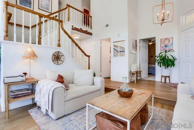 8581 Paseo Del Sol, Santee, CA 92071