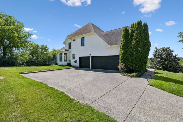 9739 Turner Ln, Brentwood, TN 37027