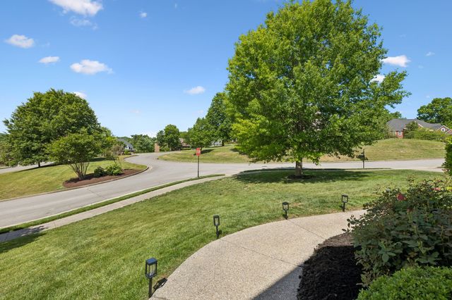 9739 Turner Ln, Brentwood, TN 37027