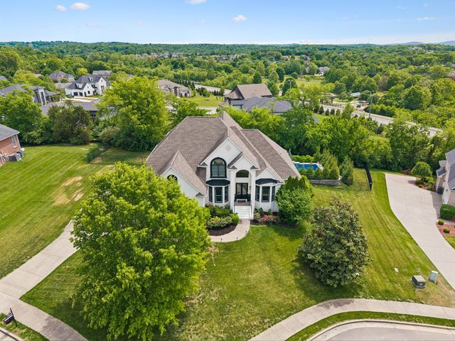 9739 Turner Ln, Brentwood, TN 37027