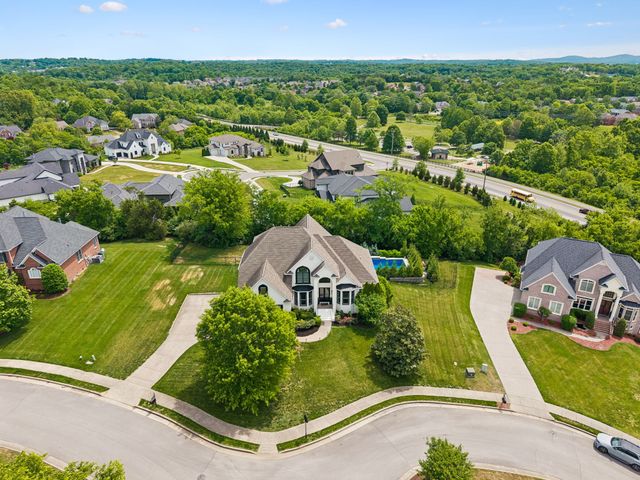 9739 Turner Ln, Brentwood, TN 37027