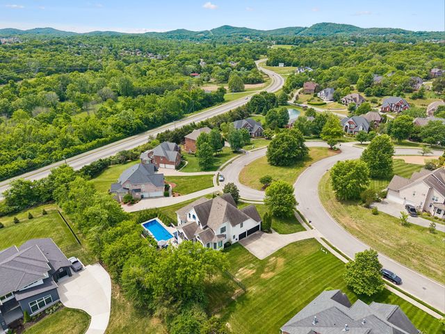 9739 Turner Ln, Brentwood, TN 37027
