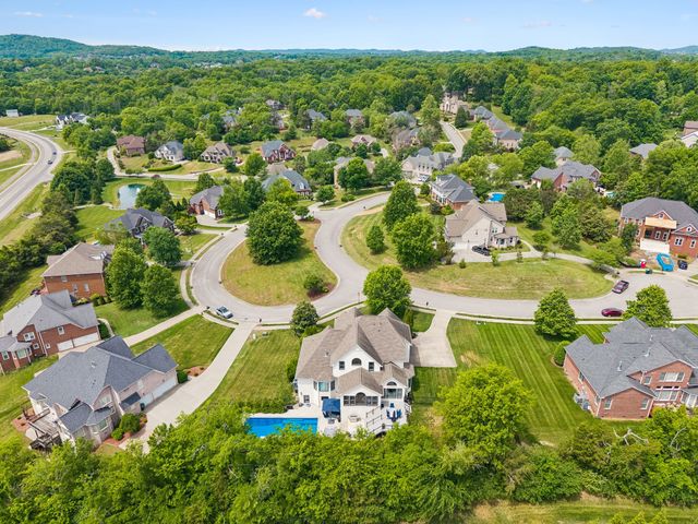 9739 Turner Ln, Brentwood, TN 37027