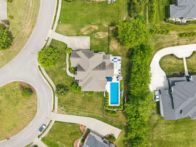 9739 Turner Ln, Brentwood, TN 37027