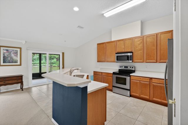 5150 Cypress Links Blvd, Elkton, FL 32033