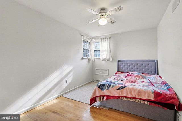 2072 ANDOVER DR, Dover, PA 17315