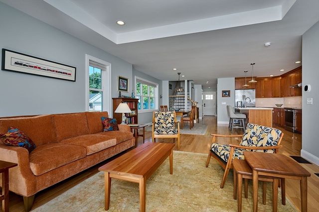 3 Conrad Circle 3, Easthampton, MA 01027