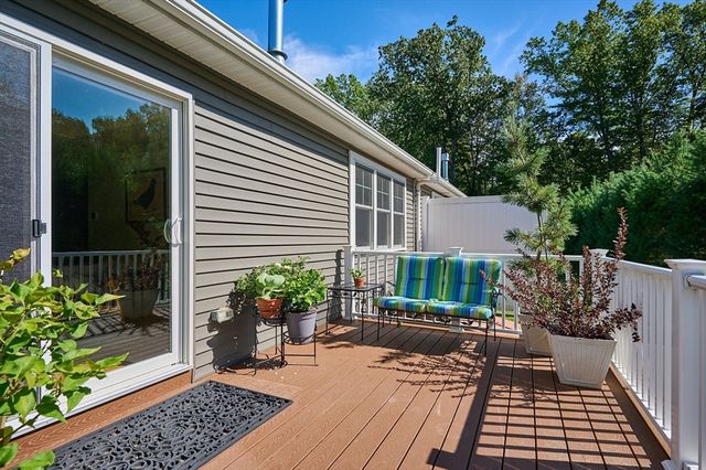 3 Conrad Circle 3, Easthampton, MA 01027