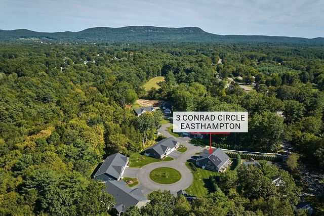 3 Conrad Circle 3, Easthampton, MA 01027