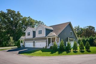 3 Conrad Circle 3, Easthampton, MA 01027